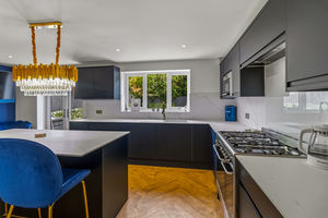 Kitchen- click for photo gallery
